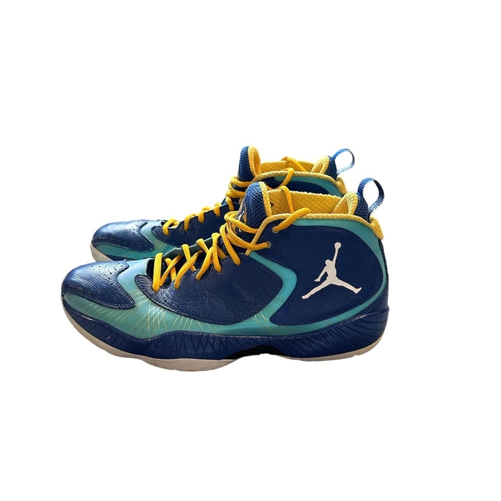 USED Jordan 2012 Deluxe Year of the Dragon Men’s Size 11.5